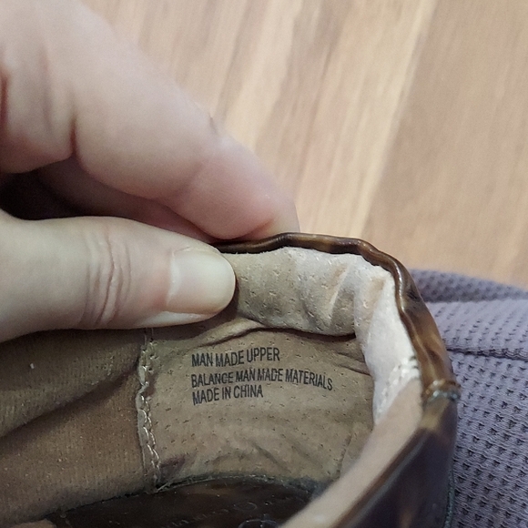 BOC Brown Leopard Women's Clogs - Picture 3 of 4